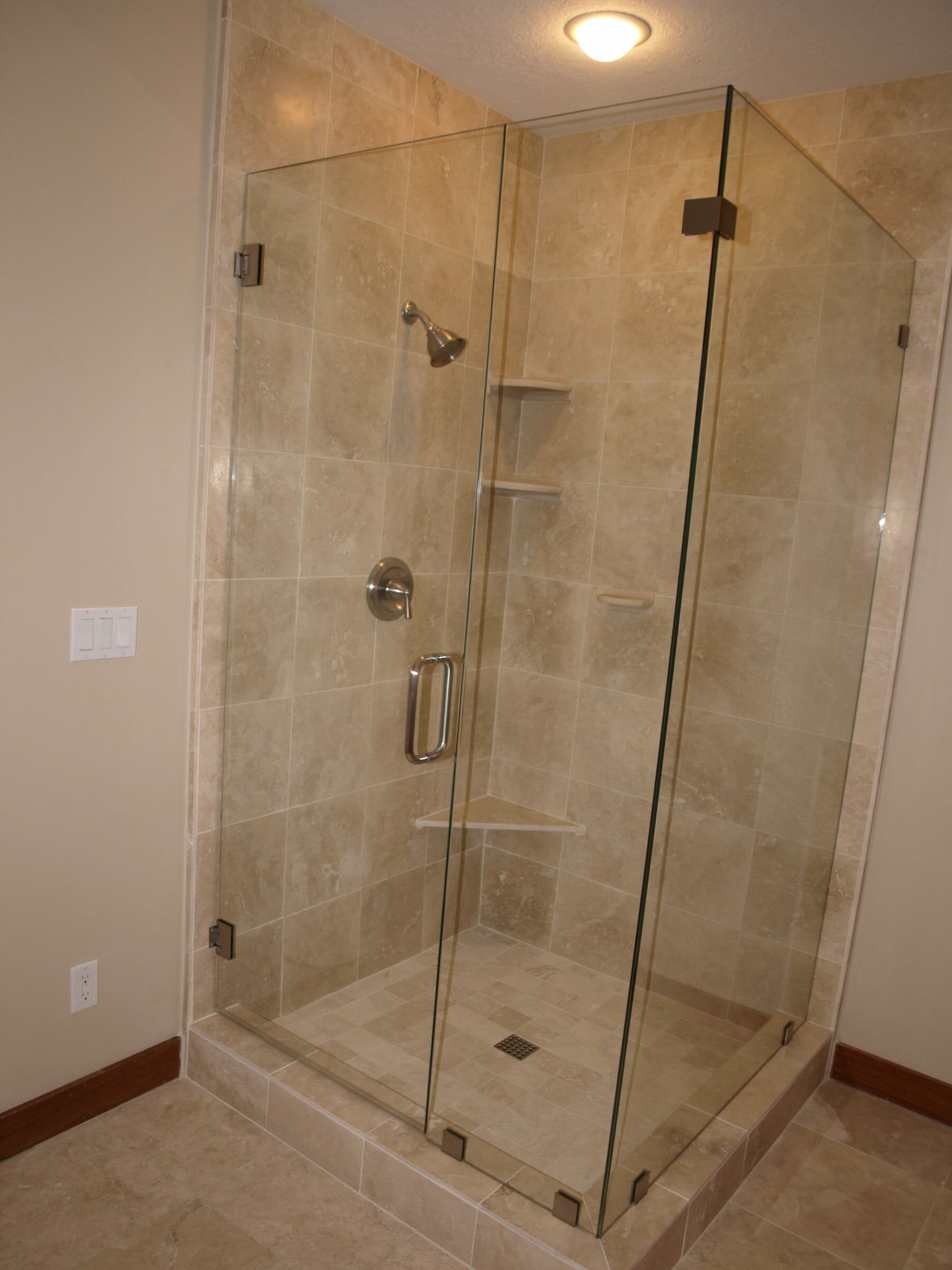 European Showers Gallery Salt Lake City, Utah Sawyer Glass