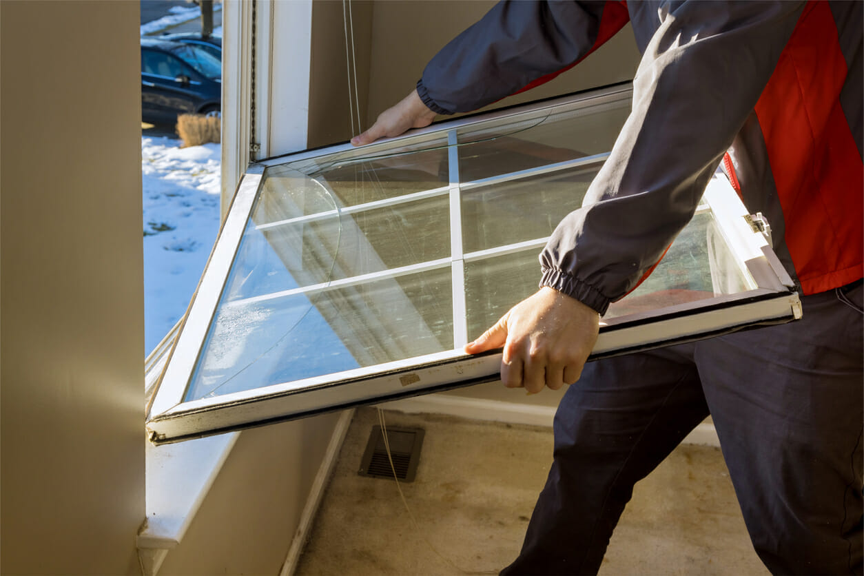 Tips for Replacing a Window in Utah Sawyer Glass
